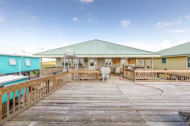 $320,000 | 8213 Redfish Street, Chauvin, LA 70344