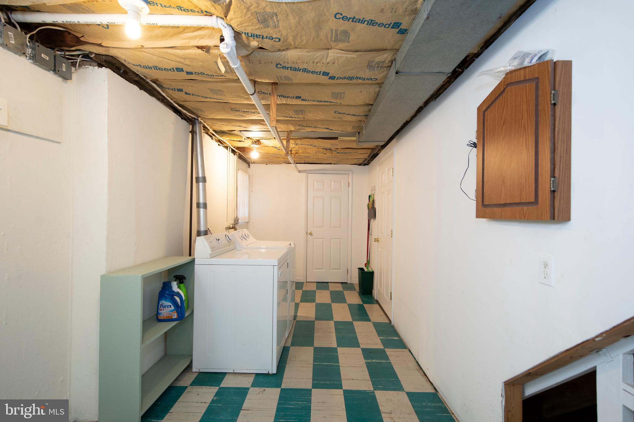 8809 Lakewood Road Baltimore, MD 21234 - Photo 27 of 36