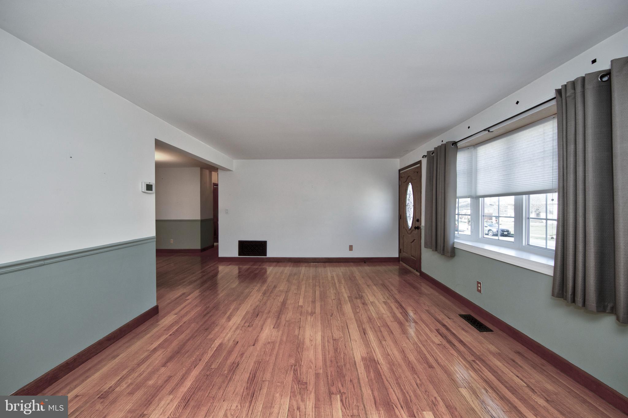 8809 Lakewood Road Baltimore, MD 21234 - Photo 3 of 36