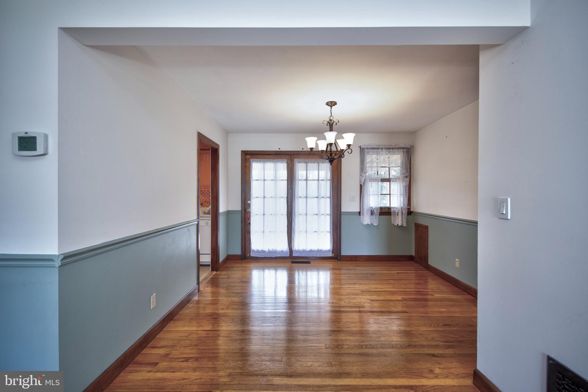 8809 Lakewood Road Baltimore, MD 21234 - Photo 6 of 36