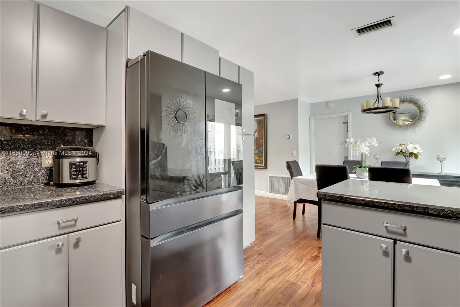 9224 Affirmed Lane Boca Raton, FL 33496 - Photo 8 of 24 Gallery Image 8
