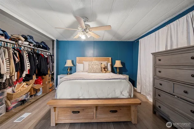 $122,500 | 700 Northwest Crosby Avenue, Unit 19, Oak Harbor, WA 98277