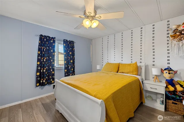 $122,500 | 700 Northwest Crosby Avenue, Unit 19, Oak Harbor, WA 98277