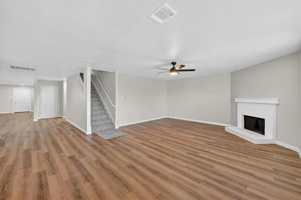 $450,000 | 8400 Vinetree Drive, Arlington, TX 76002