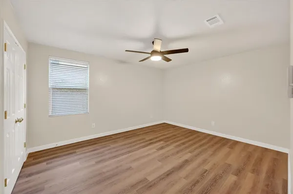 $450,000 | 8400 Vinetree Drive, Arlington, TX 76002