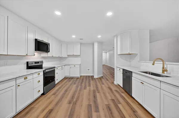 $450,000 | 8400 Vinetree Drive, Arlington, TX 76002