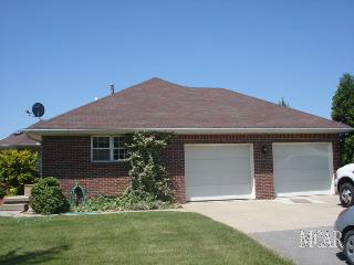 1833 Benore Road Erie, MI 48133 - Photo 4 of 10 attached garage