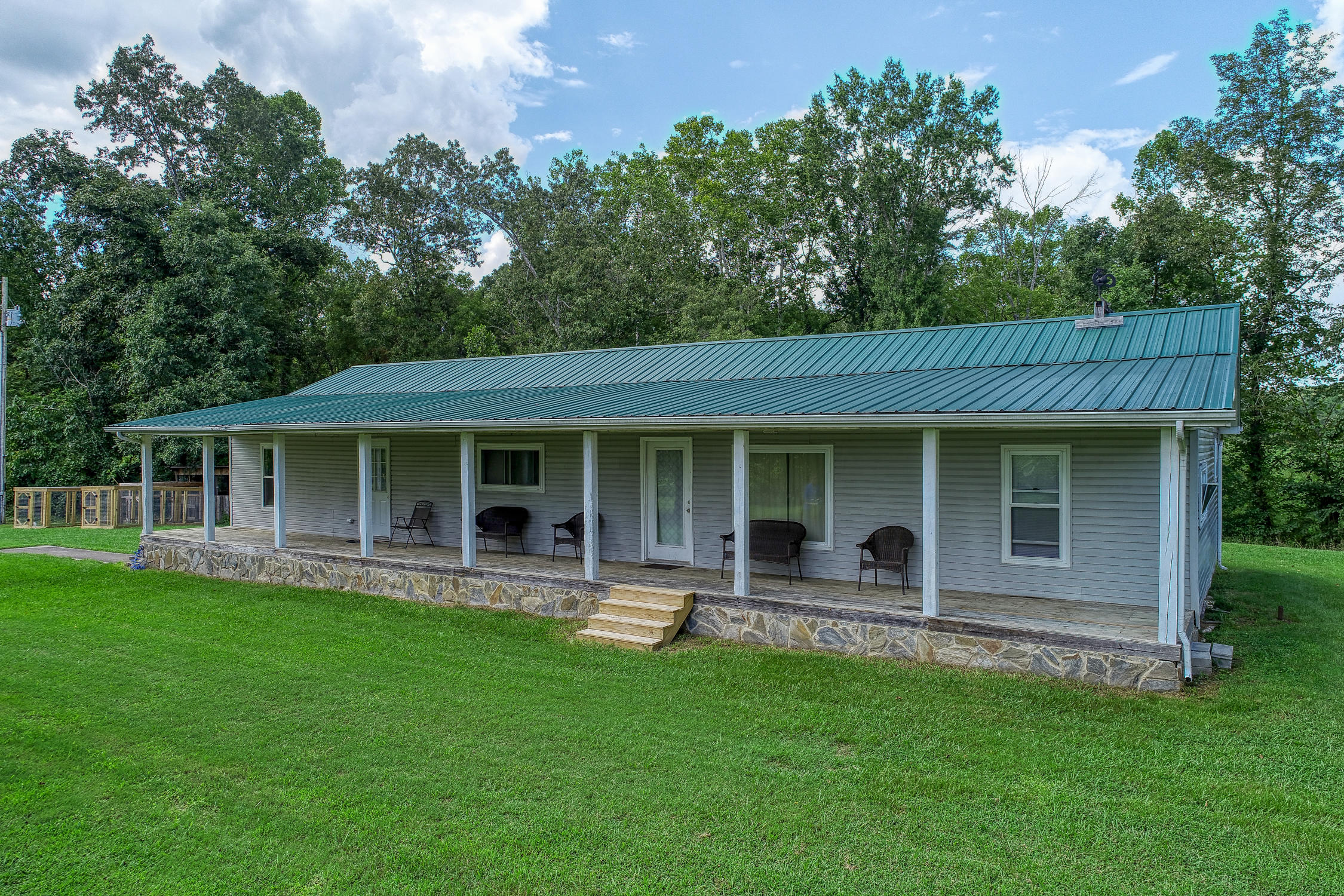 320 Carpenters Chapel Road Mosheim, TN 37818 - Photo 1 of 67 320 Carpenters Chapel. Mosheim MLSa (6