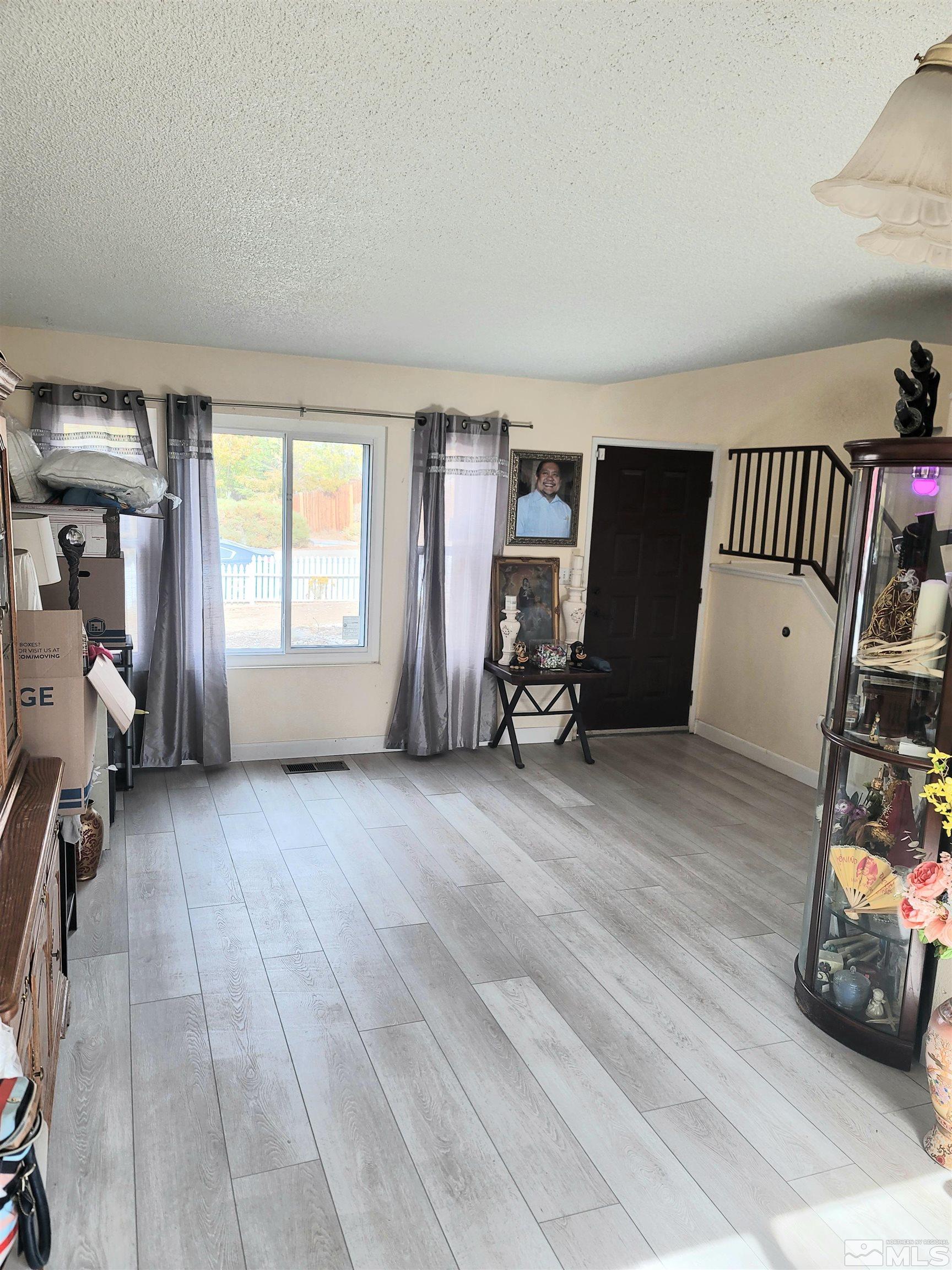 8511 Red Baron Boulevard Reno, NV 89506 - Photo 4 of 12 Photo 4