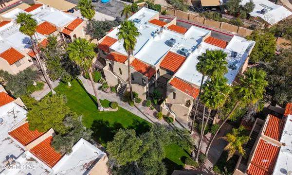 $242,000 | 546 North Dodge Boulevard, Tucson, AZ 85716