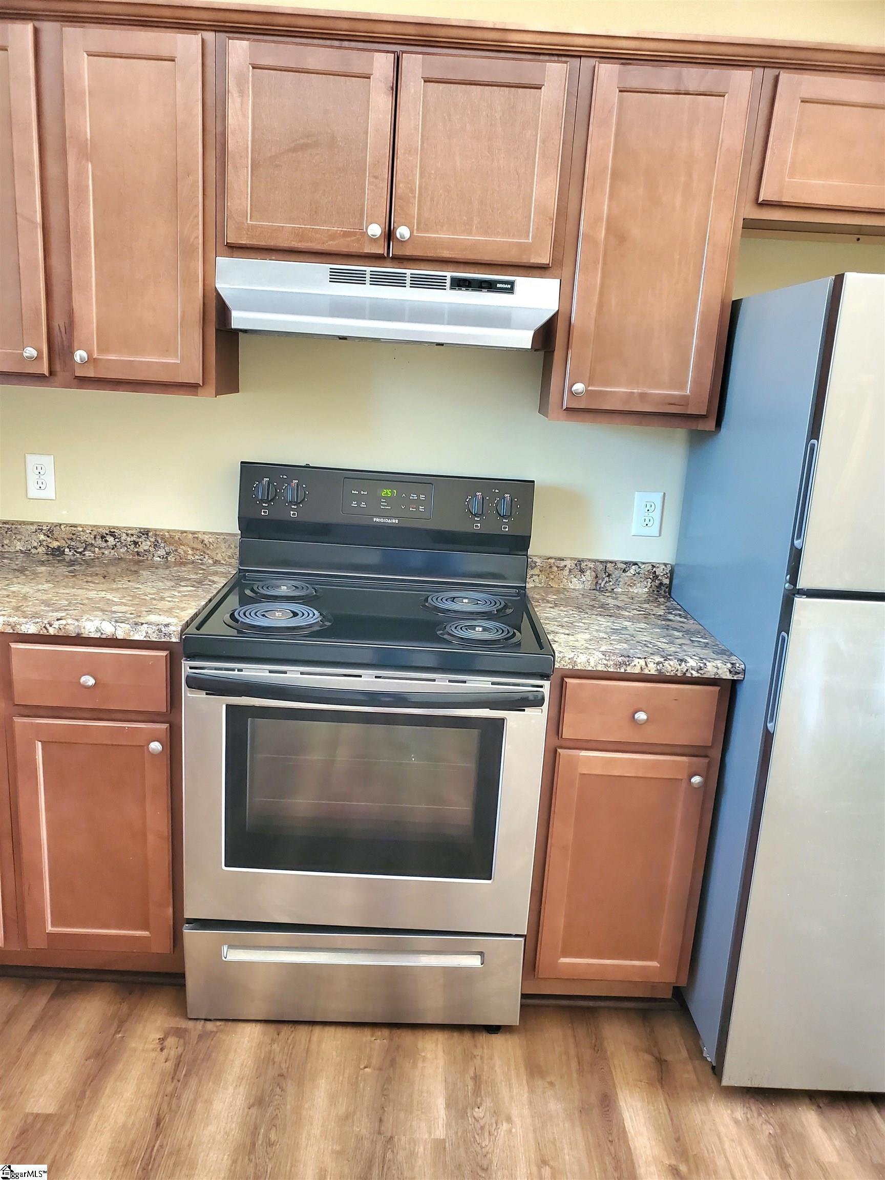 713 East Curtis Street, Unit 3 Simpsonville, SC 29681 - Photo 9 of 11