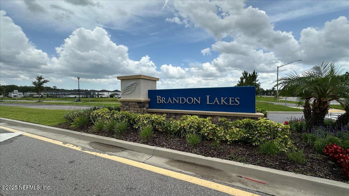 39 Thurnham Lane St. Augustine, FL 32092 - Photo 40 of 52 a sign on the side of a building