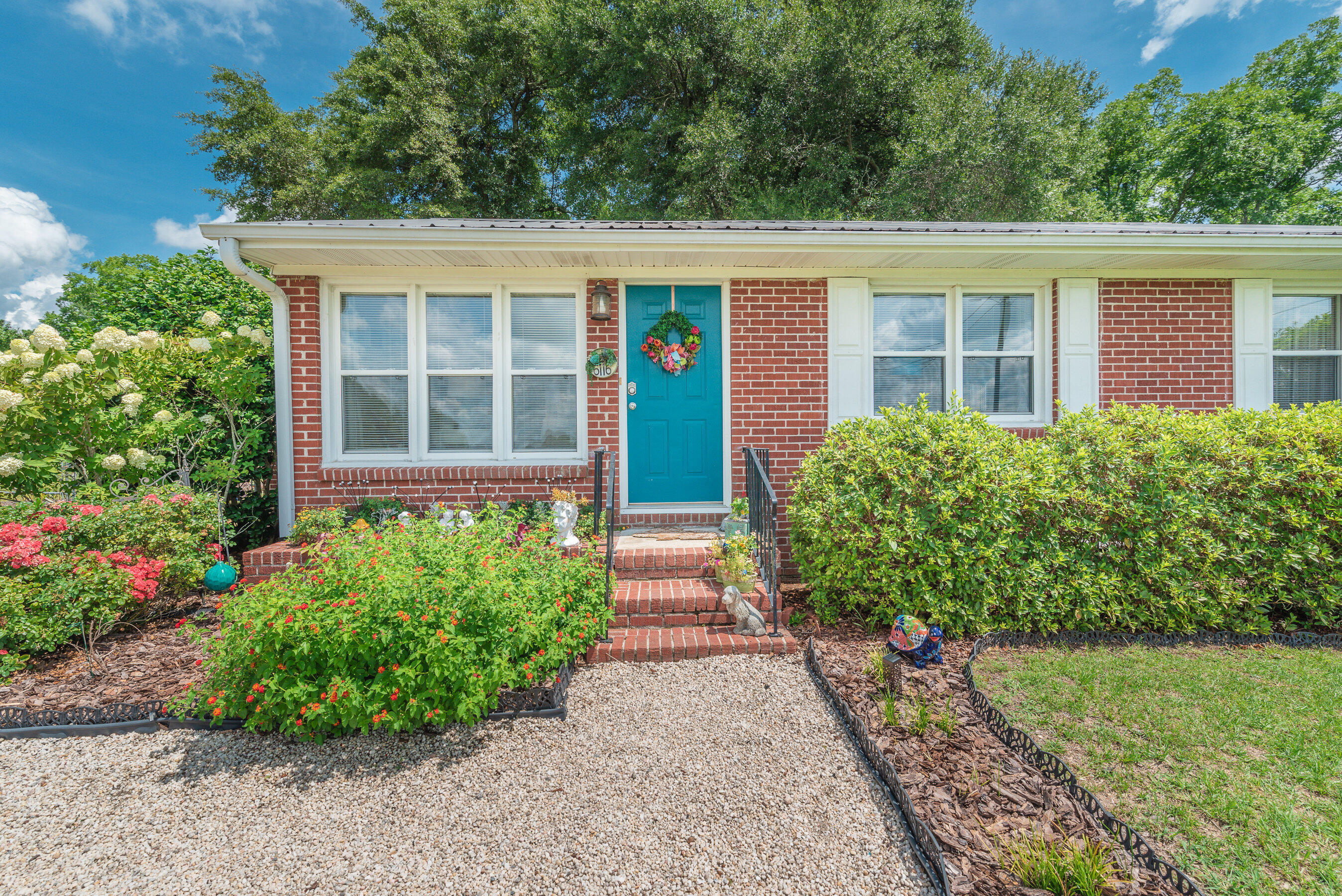 6116 Springfield Road Williston, SC 29853 - Photo 2 of 57 006_6116_springfield_rd_006_450