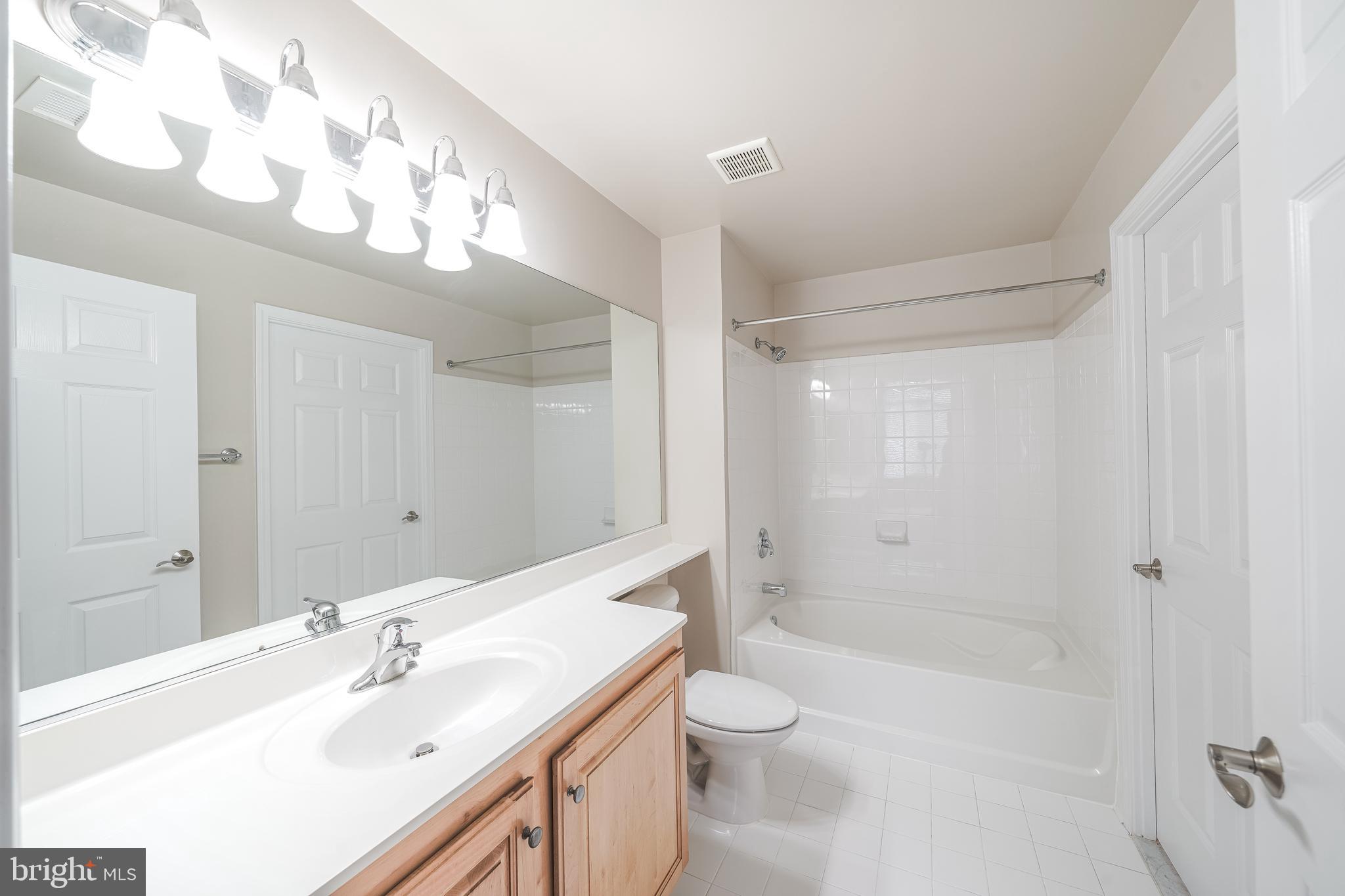 11710 Old Georgetown Road, Unit 1410 North Bethesda, MD 20852 - Photo 20 of 29