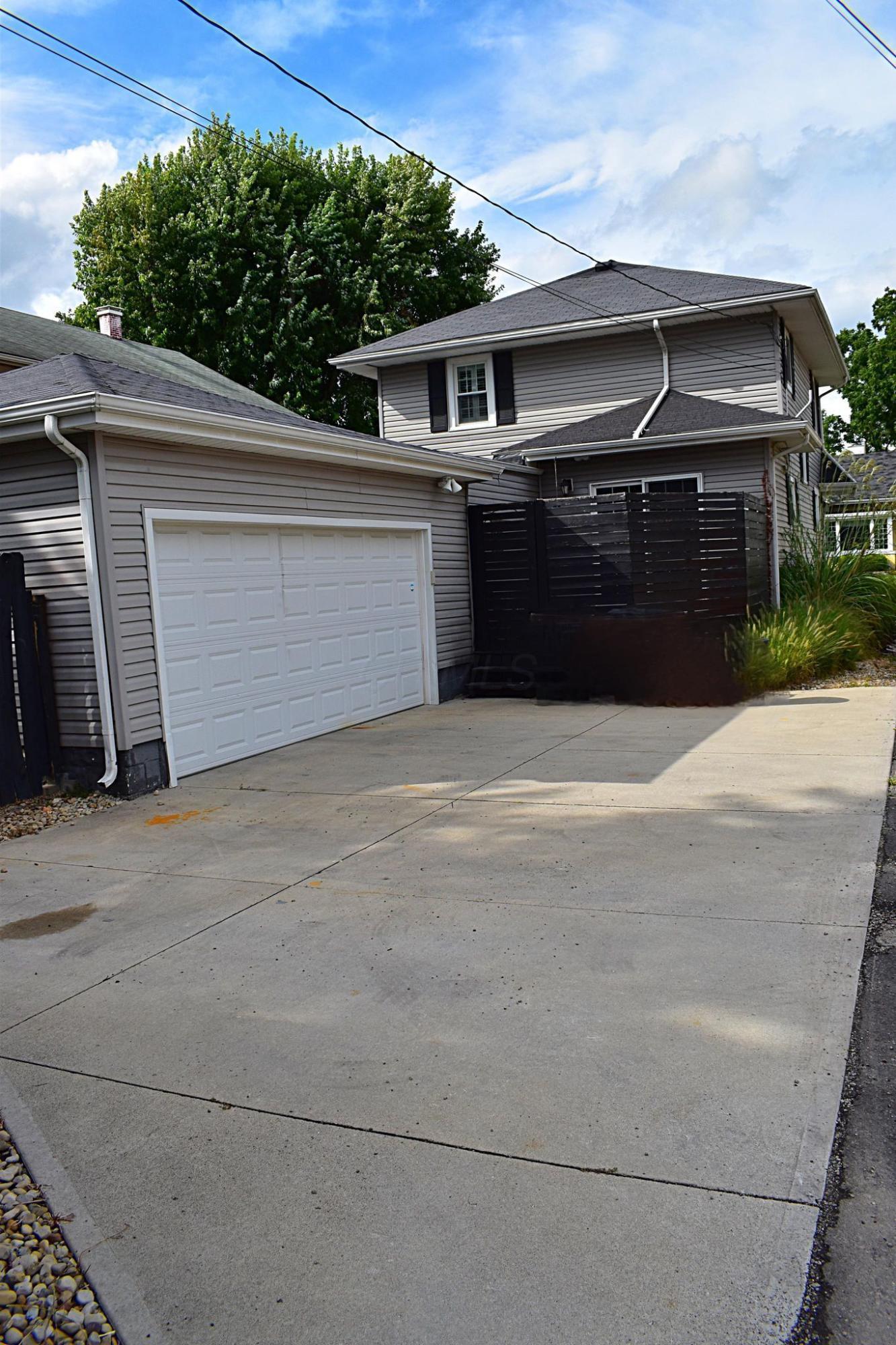 137 Englewood Road Springfield, OH 45504 - Photo 4 of 41