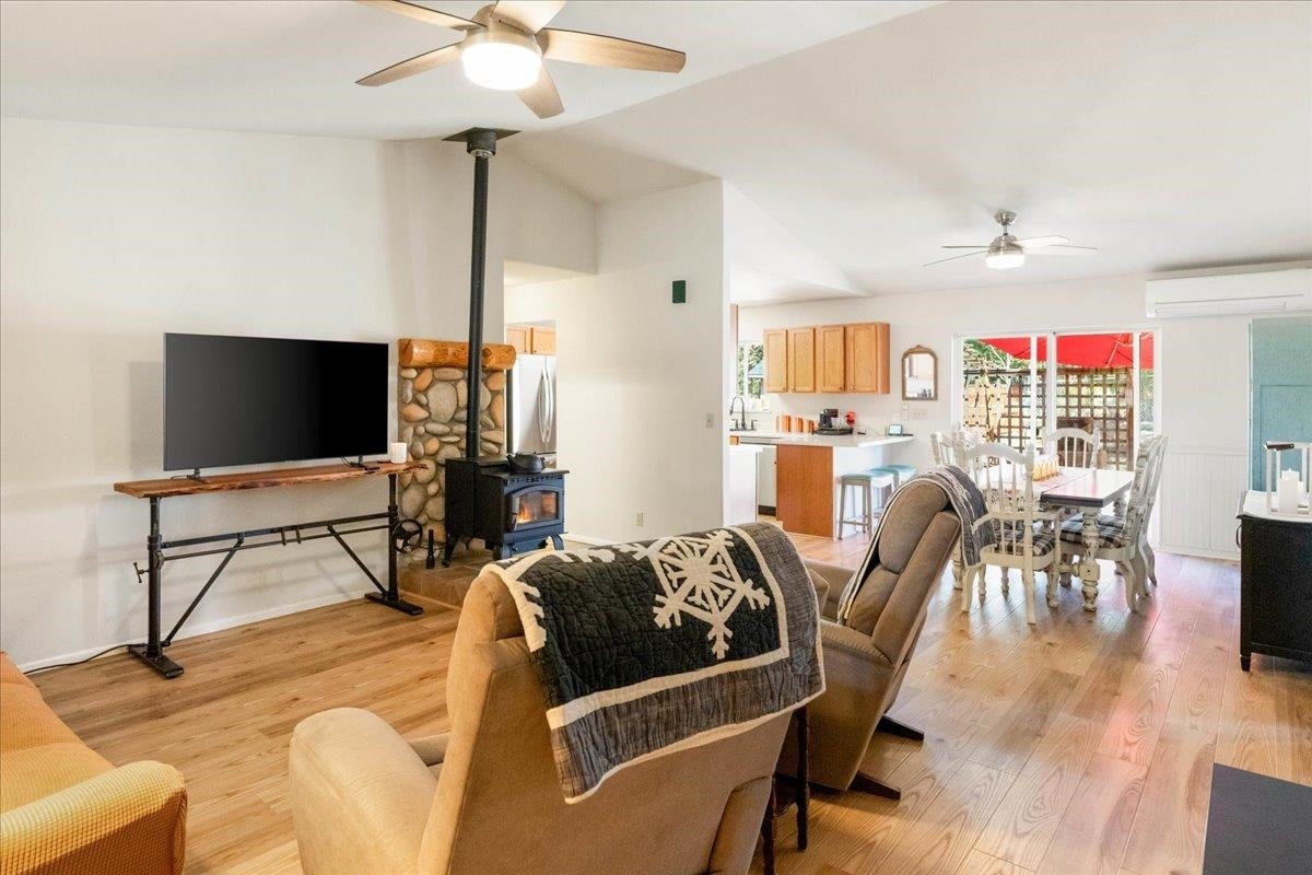17640 Jack Rabbit Road Weed, CA 96094 - Photo 4 of 25 Gallery Image 4