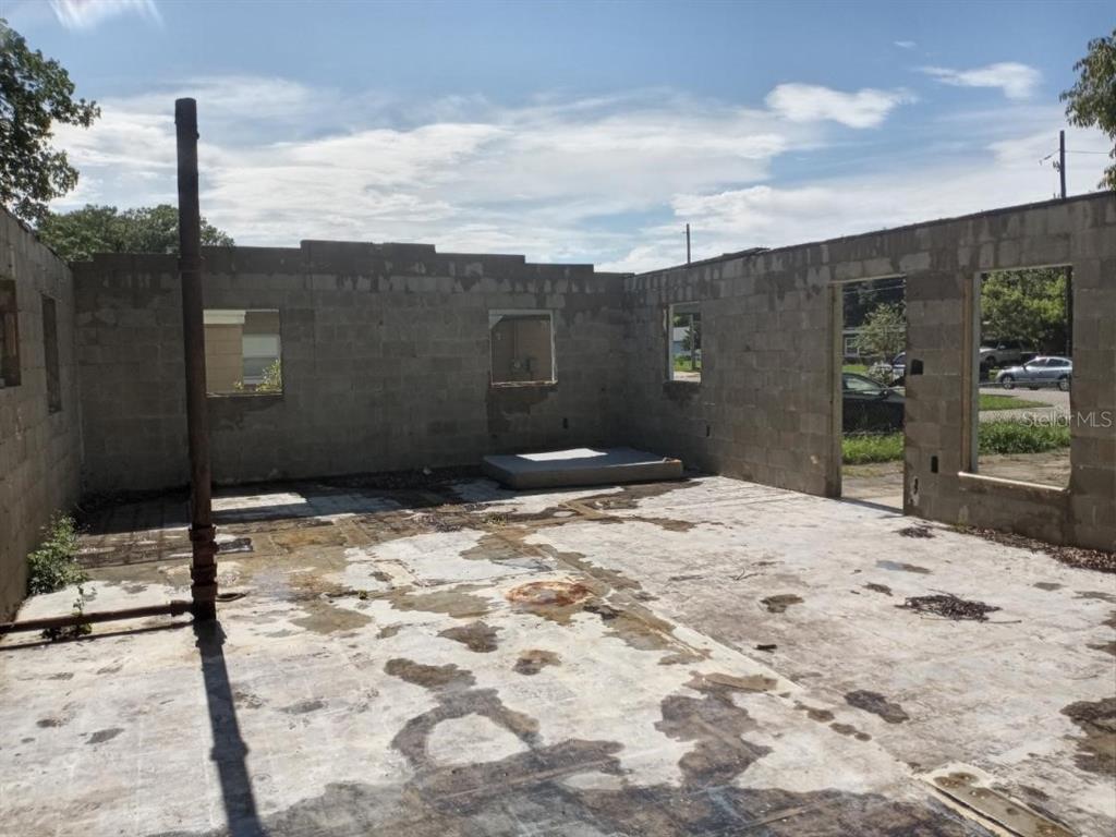 4022 Shellman Street Orlando, FL 32811 - Photo 13 of 20