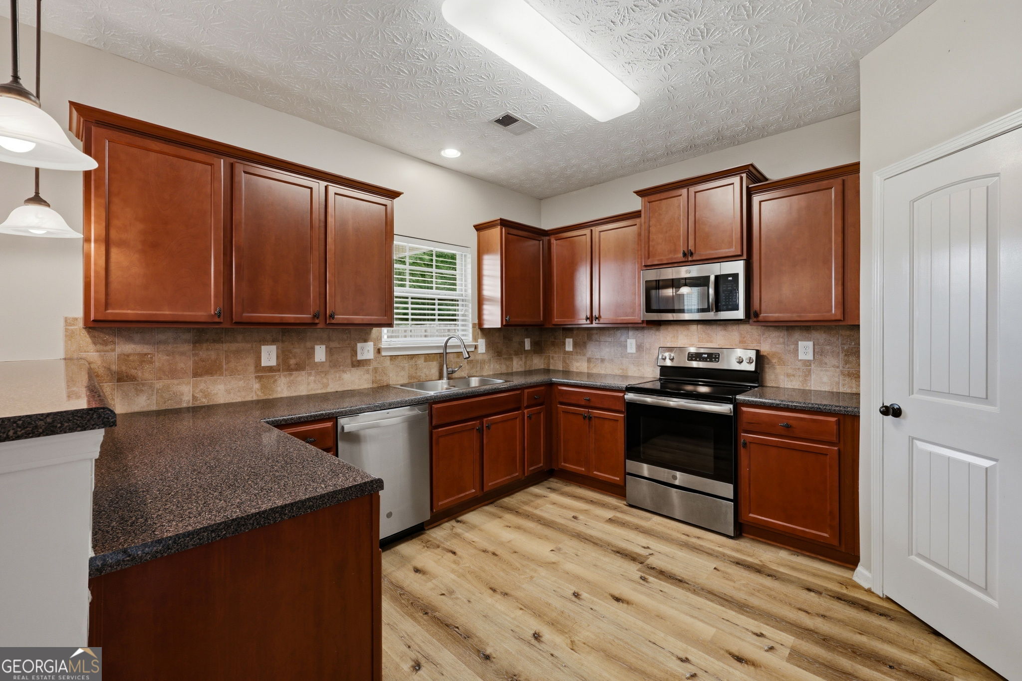 89 Seminole Trail Fort Mitchell, AL 36856 - Photo 22 of 48
