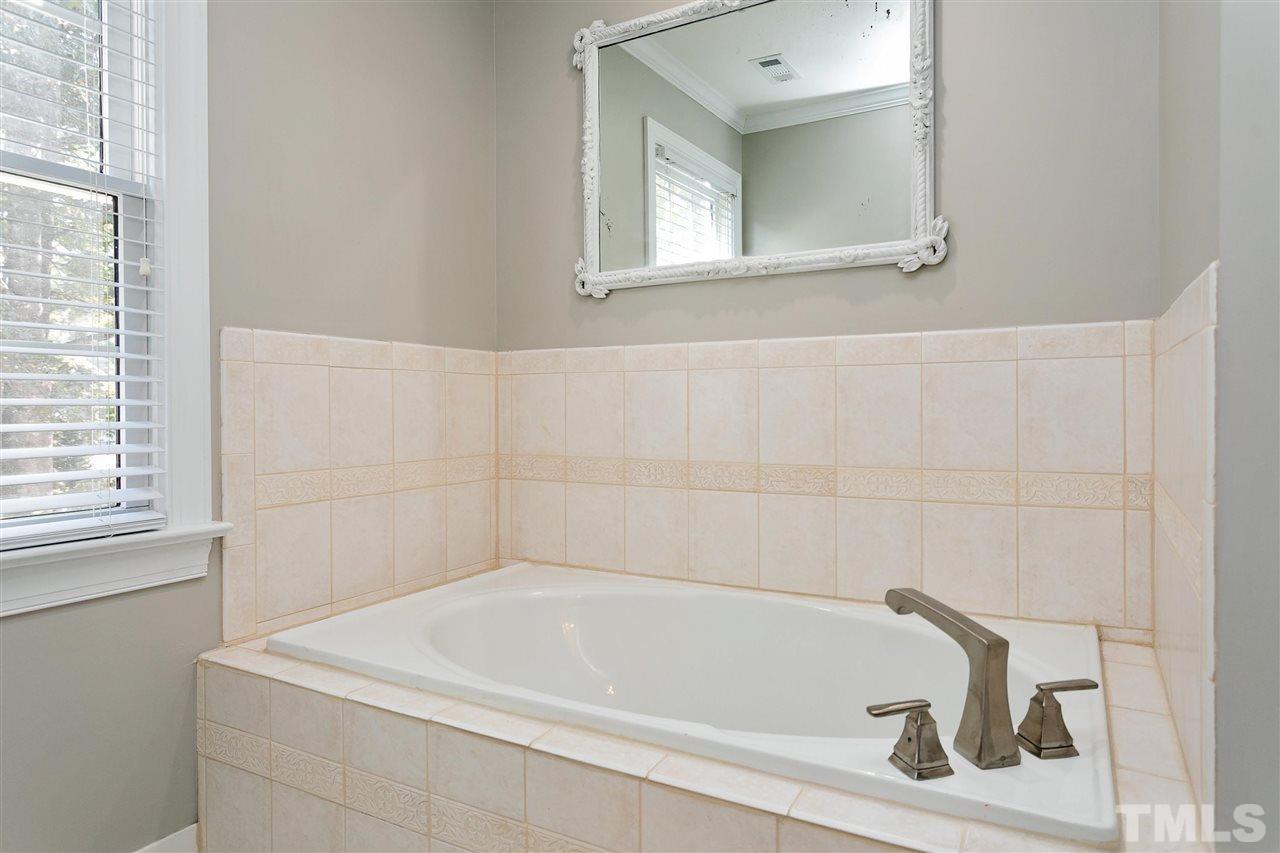 406 Scotts Ridge Trail Apex, NC 27502 - Photo 18 of 30 Gallery Image 18