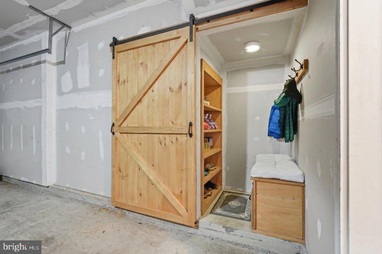 204 Miles Hawk Terrace Purcellville, VA 20132 - Photo 40 of 40 a view of entryway