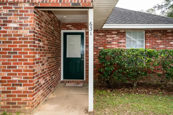 $1,100 | 631 Old Pass Road West, Unit 631, Long Beach, MS 39560