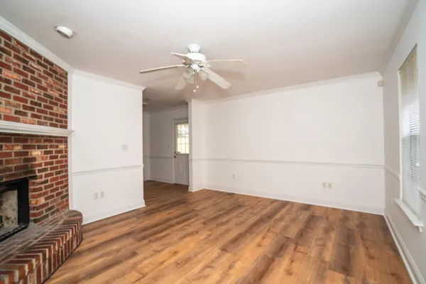 $1,100 | 631 Old Pass Road West, Unit 631, Long Beach, MS 39560