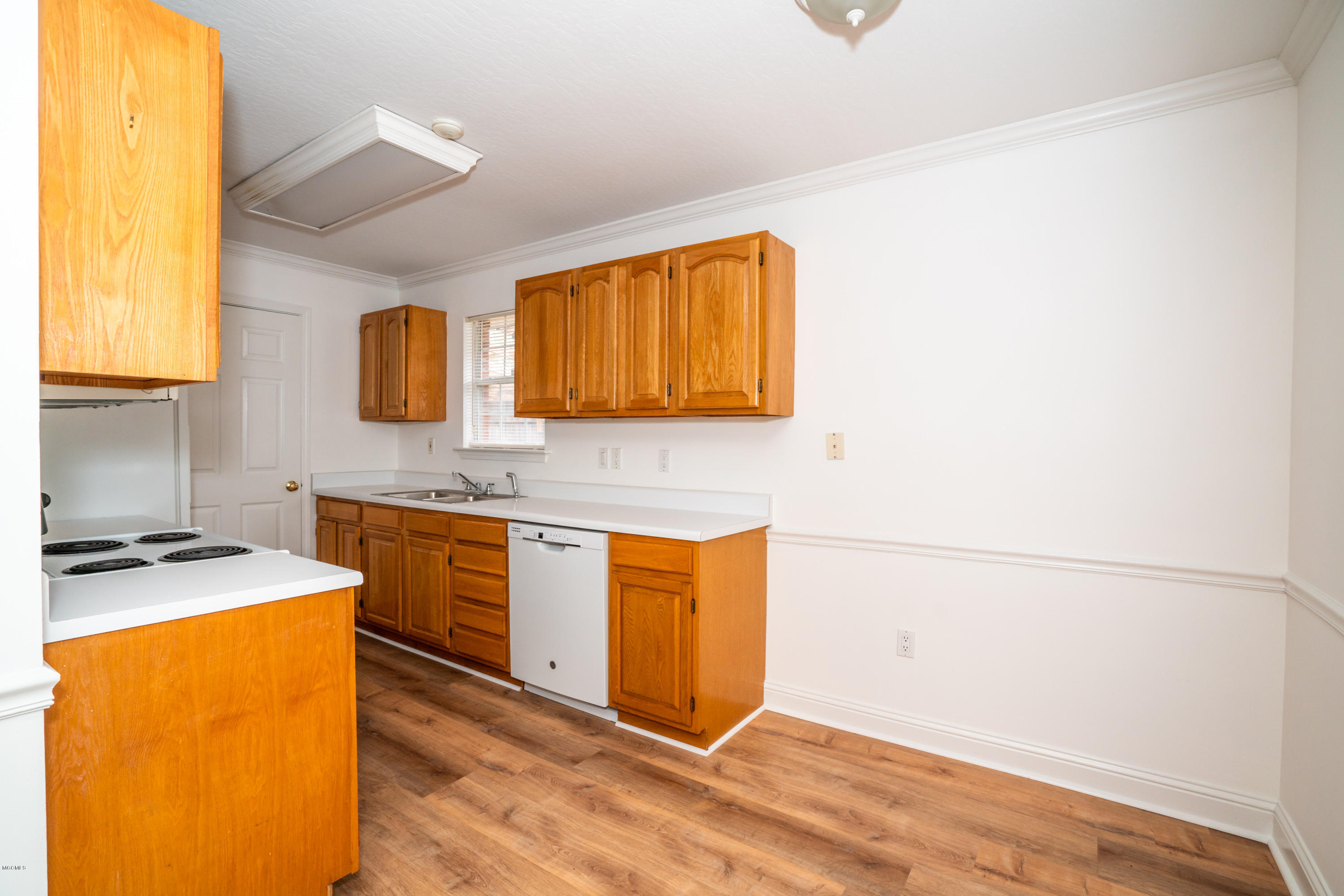 631 Old Pass Road West, Unit 631 Long Beach, MS 39560 - Photo 10 of 24 631 West Old Pass Road-05759