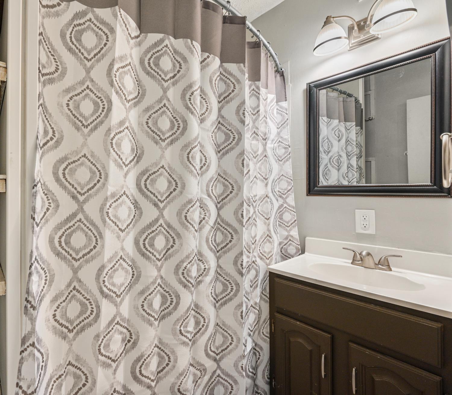 220 North Poplar Street Rising Sun, IN 47040 - Photo 12 of 31