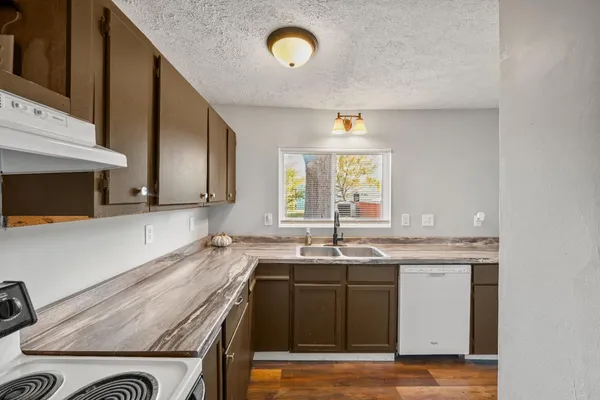 $155,000 | 220 North Poplar Street, Rising Sun, IN 47040