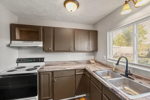 $163,000 | 220 North Poplar Street, Rising Sun, IN 47040