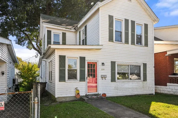 $155,000 | 220 North Poplar Street, Rising Sun, IN 47040