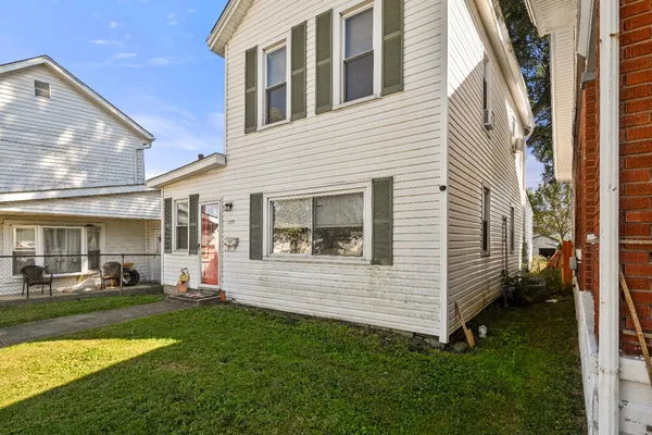 $155,000 | 220 North Poplar Street, Rising Sun, IN 47040