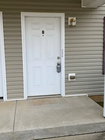 $895 | 512 Patriot Park Court, Unit B, Clarksville, TN 37042