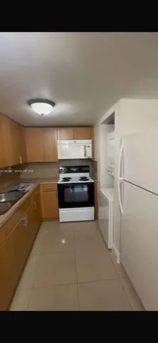 $249,900 | 10000 Northwest 80th Court, Unit 2261, Hialeah Gardens, FL 33016