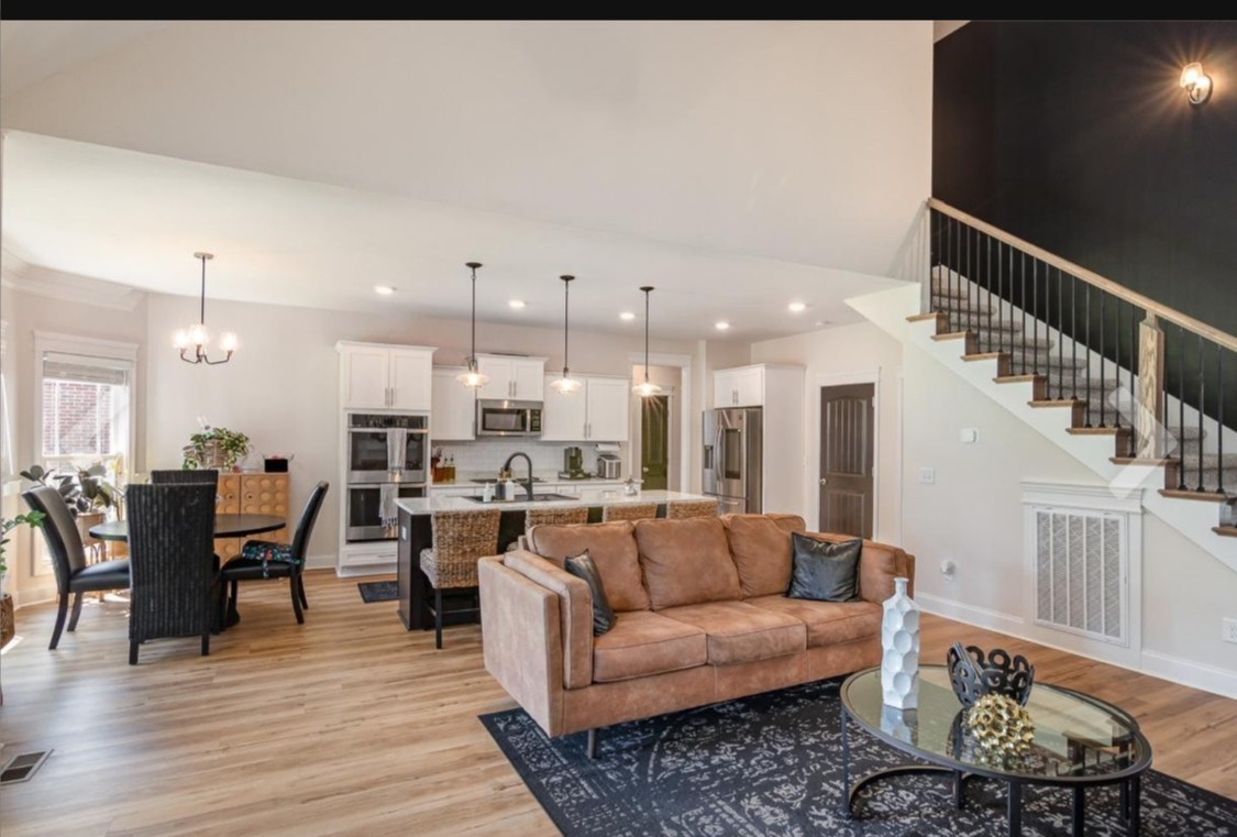 513 Summit View Circle Clarksville, TN 37043 - Photo 5 of 27