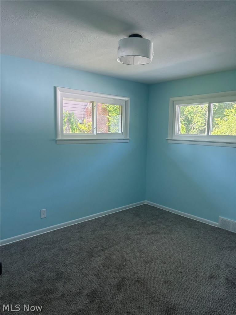 1574 Sunview Road Lyndhurst, OH 44124 - Photo 9 of 21