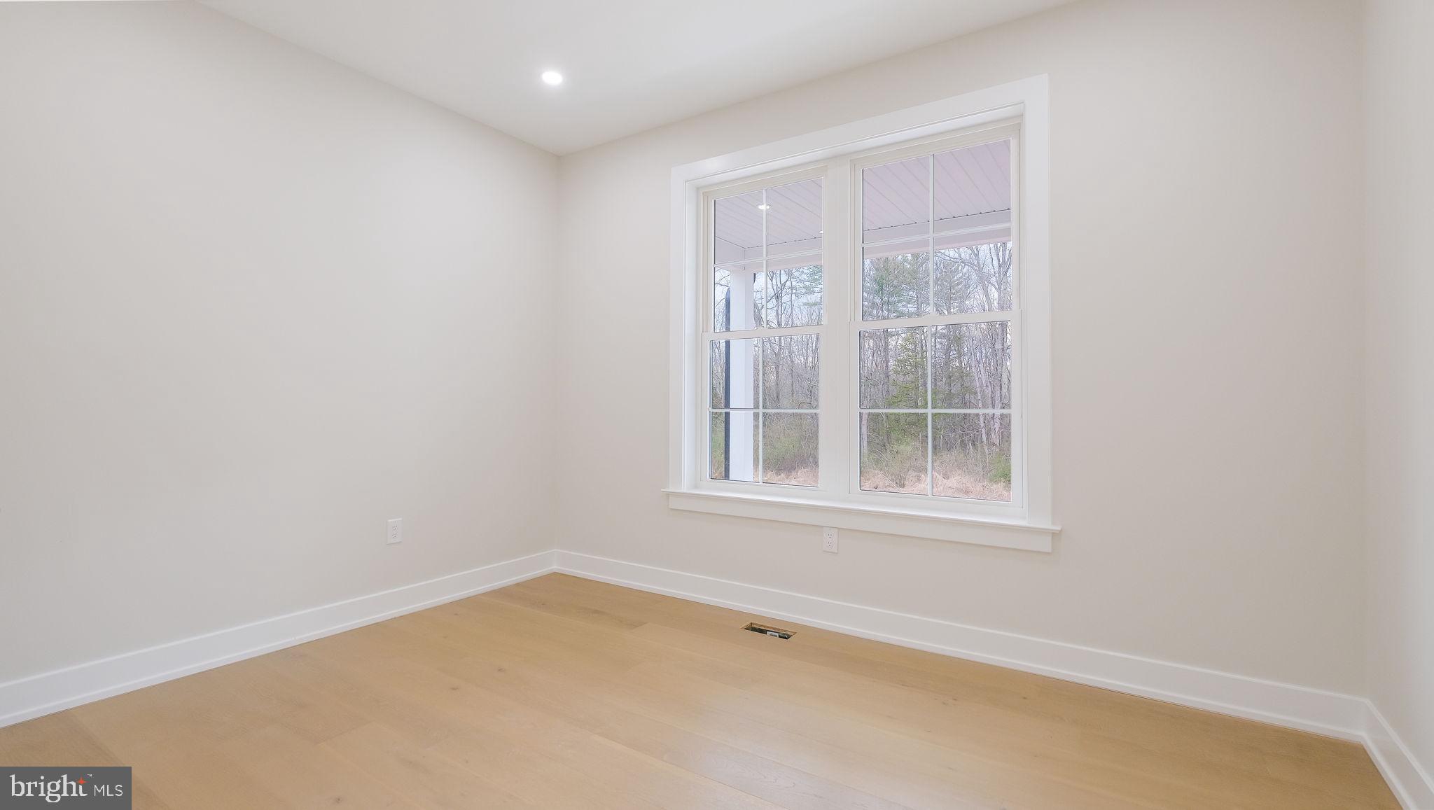 5987 Point Pleasant Pike Doylestown, PA 18902 - Photo 24 of 59