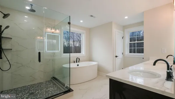 $1,590,000 | 5987 Point Pleasant Pike, Doylestown, PA 18902