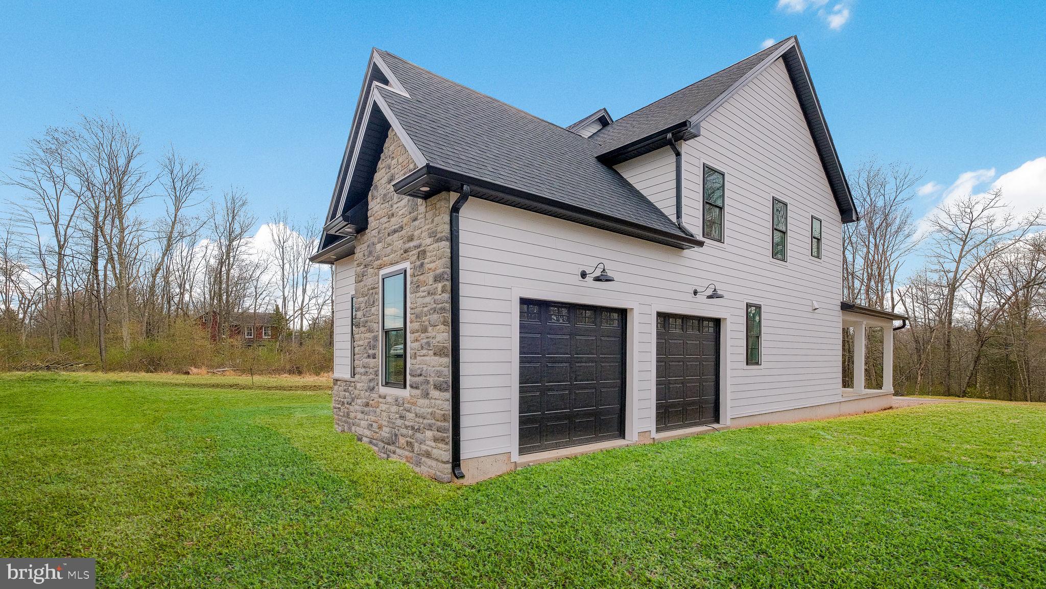 5987 Point Pleasant Pike Doylestown, PA 18902 - Photo 4 of 59