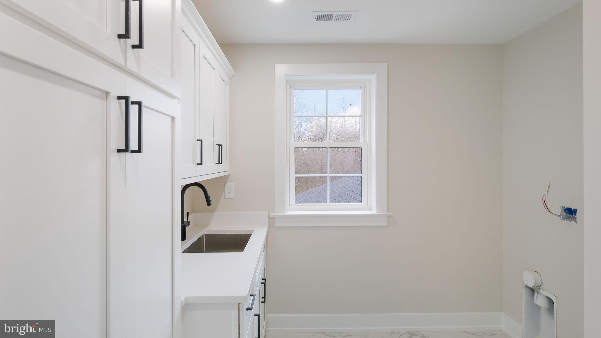 5987 Point Pleasant Pike Doylestown, PA 18902 - Photo 41 of 59