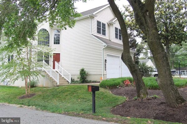 $1,390,000 | 1219 Meadow View Road, Pasadena, MD 21122