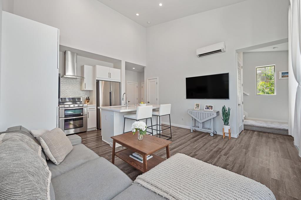 450 Tailoff Lane Sacramento, CA 95818 - Photo 16 of 43 Gallery Image 16