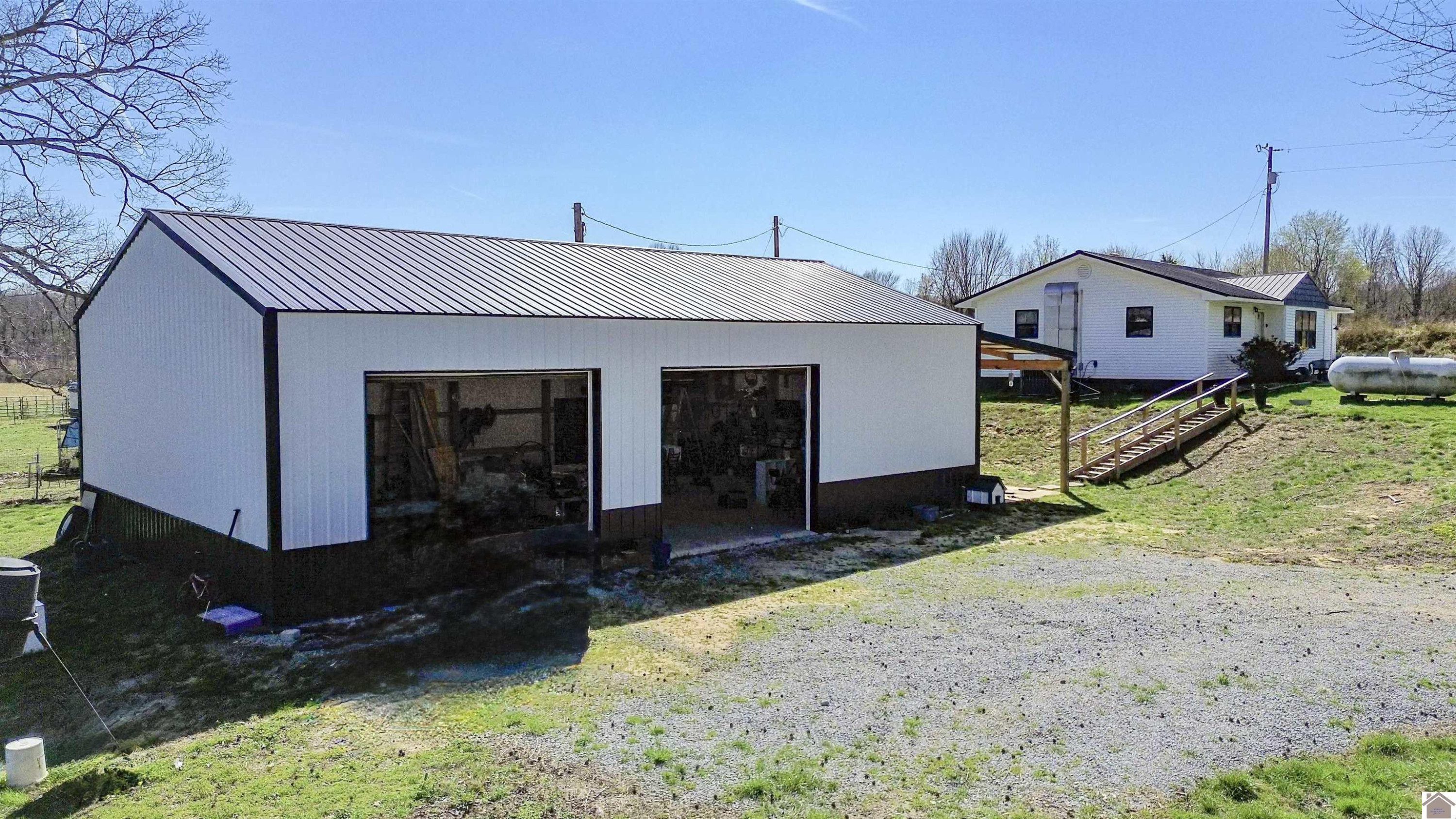 996 Owen Rhea Road Tiline, KY 42083 - Photo 4 of 40 Photo 4