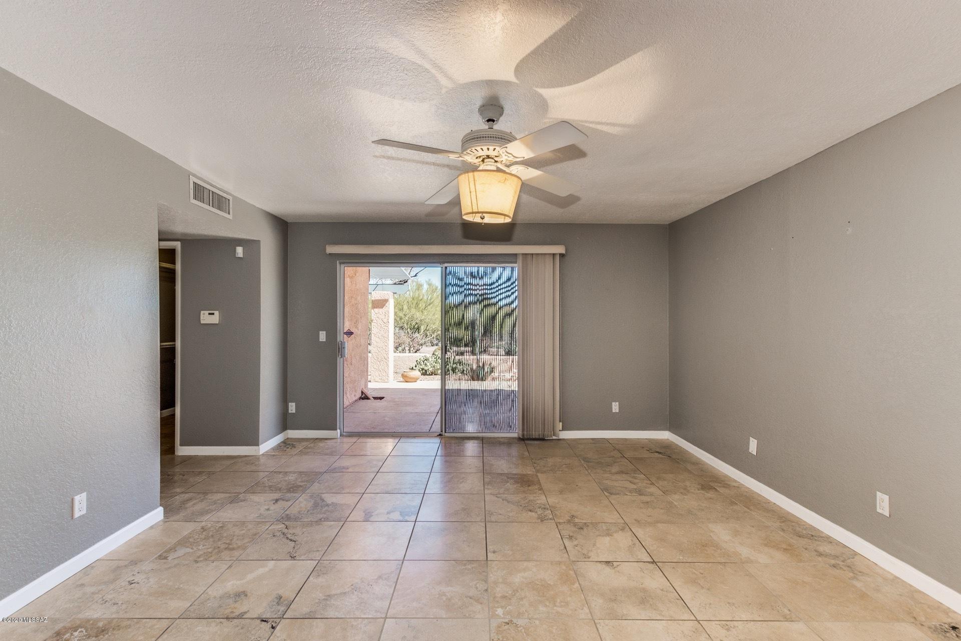 5674 North Pontatoc Road Tucson, AZ 85718 - Photo 17 of 45 Gallery Image 17