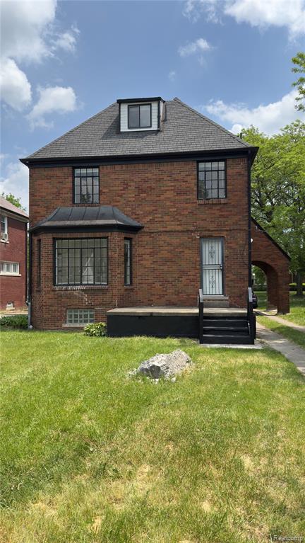 15763 Ashton Road Detroit, MI 48223 - Photo 2 of 43
