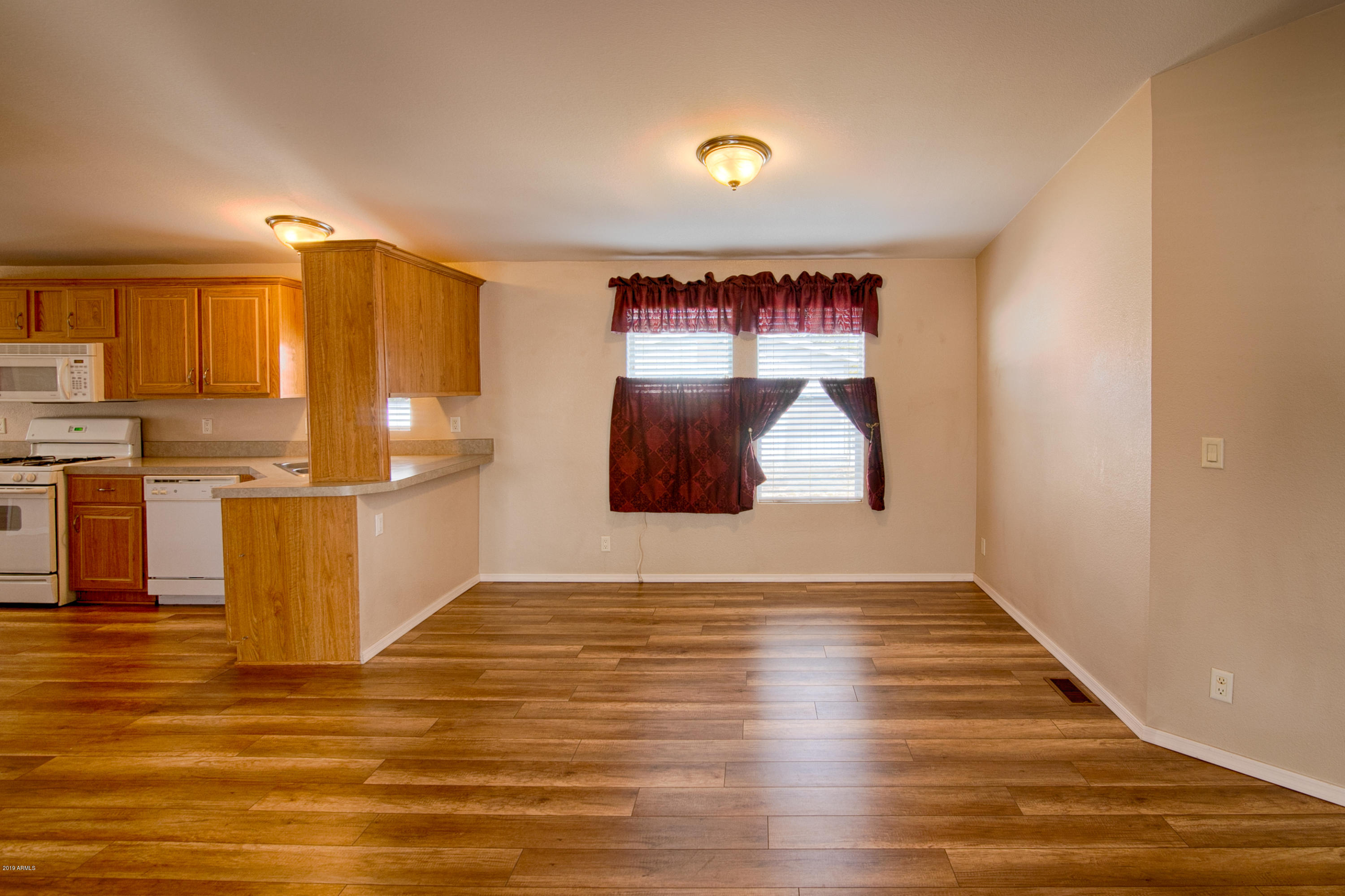 1072 Rim View Drive Show Low, AZ 85901 - Photo 10 of 22 IMG_2565_HDR