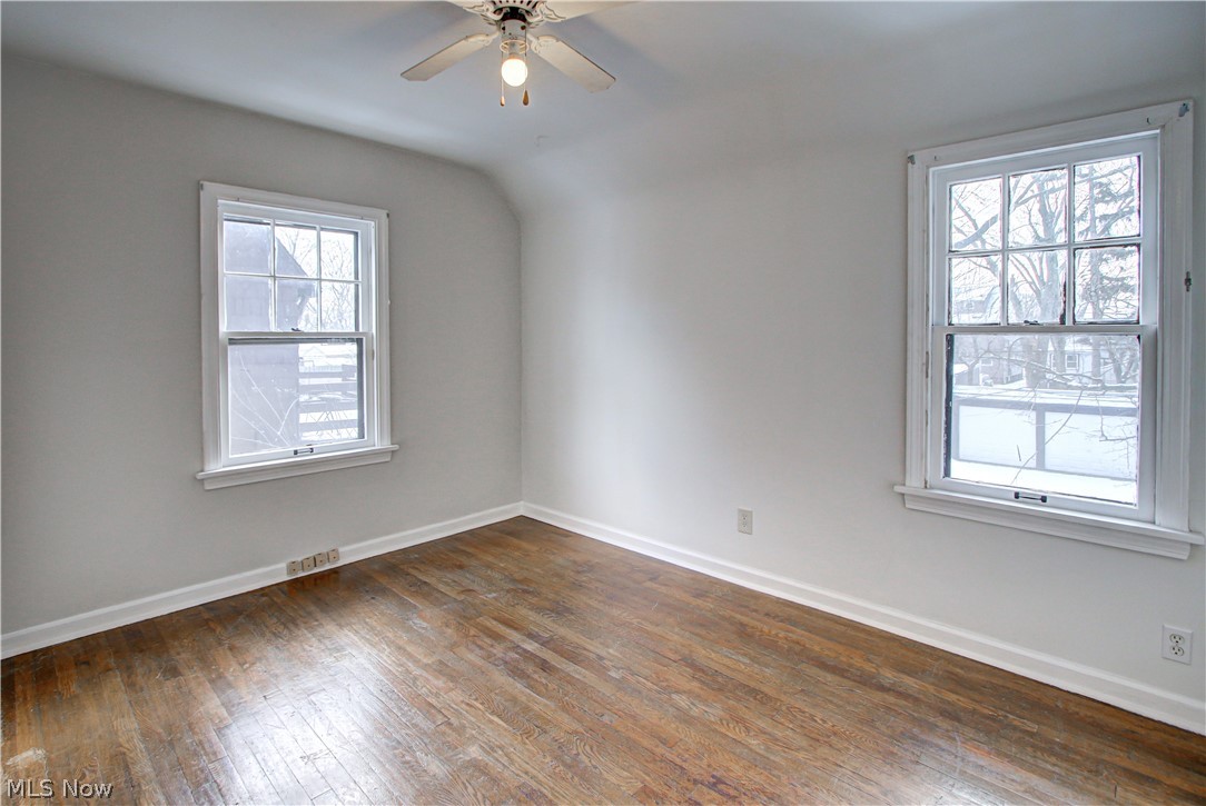 3620 Harvey Road Cleveland, OH 44118 - Photo 12 of 35 Gallery Image 12