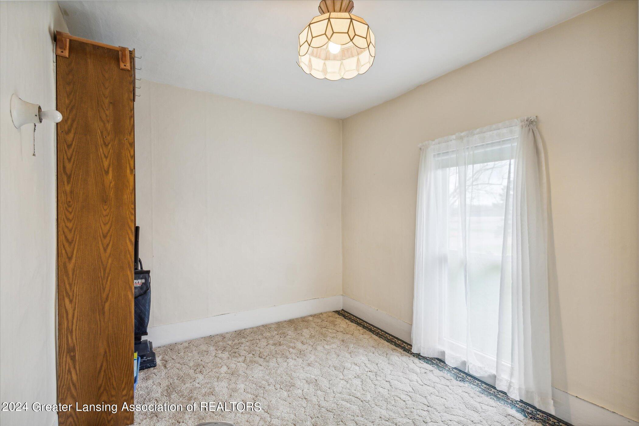 2909 East Clark Road Bath, MI 48808 - Photo 18 of 31 19-2909-E-Clark-Rd-Bath-Twp-MI-48808-Win
