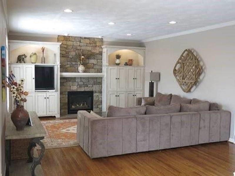 8 Living Room