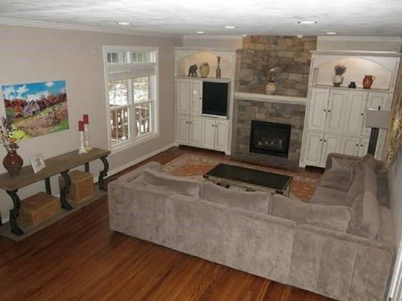9 Living Room